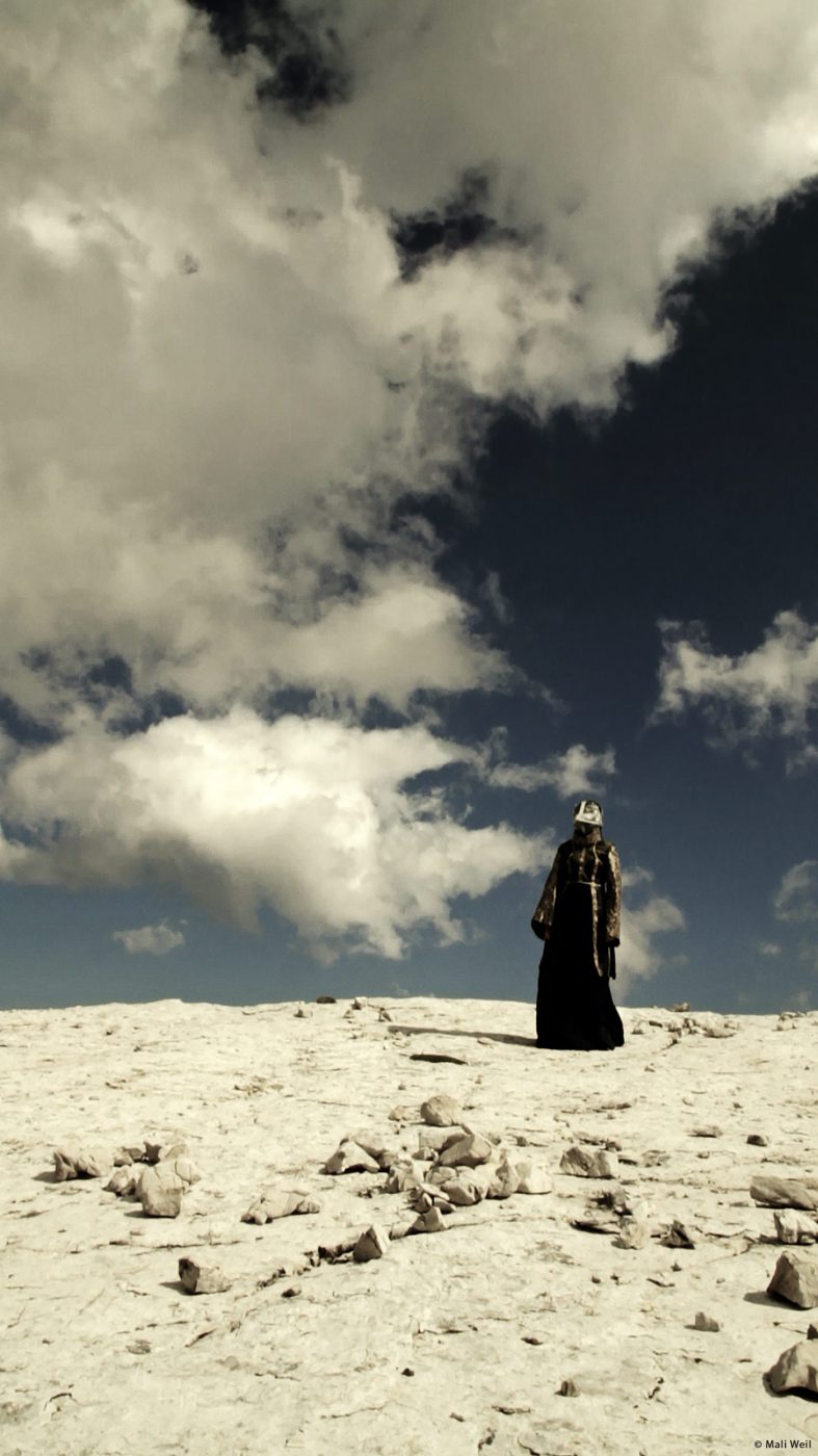 kite headed lady in white noise machine by Mali Weil video still